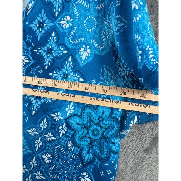 Westport Woman 2X Blue V-Neck Floral Print Short Sleeve Top Rayon/Spandex Blend - Picture 7 of 7